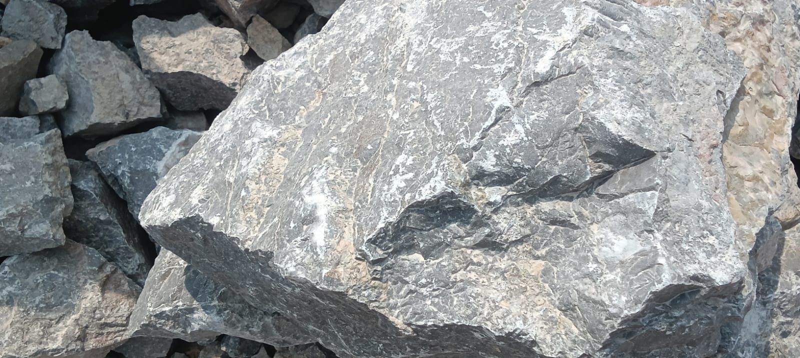 Dolomite stones